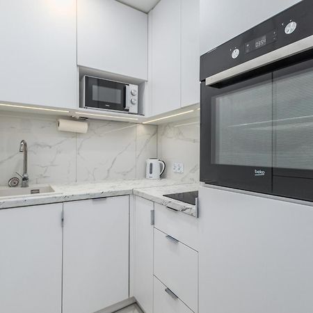 Jana Pawla II 20 A By Homeprime Warszawa Exteriör bild