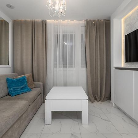 Jana Pawla II 20 A By Homeprime Warszawa Exteriör bild
